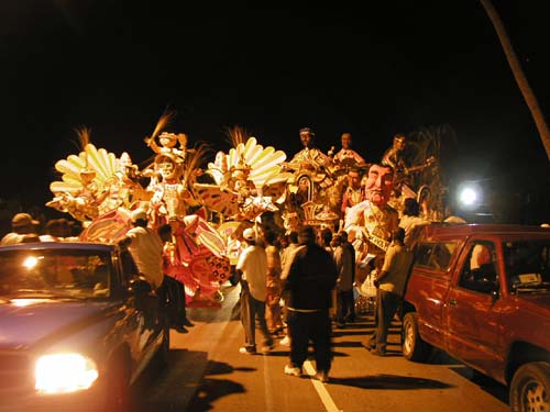 FloatParadeStaging3
