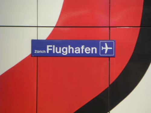 FlughafonTrainStation