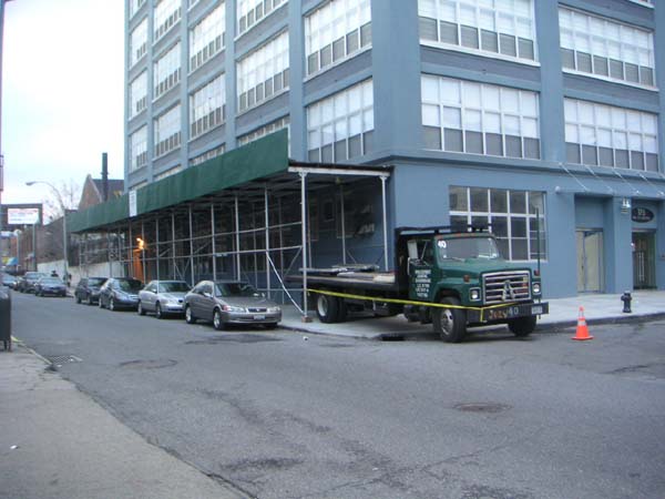 3ToyFactoryScaffoldRemove