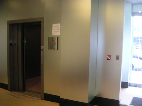 8ToyFactoryElevator